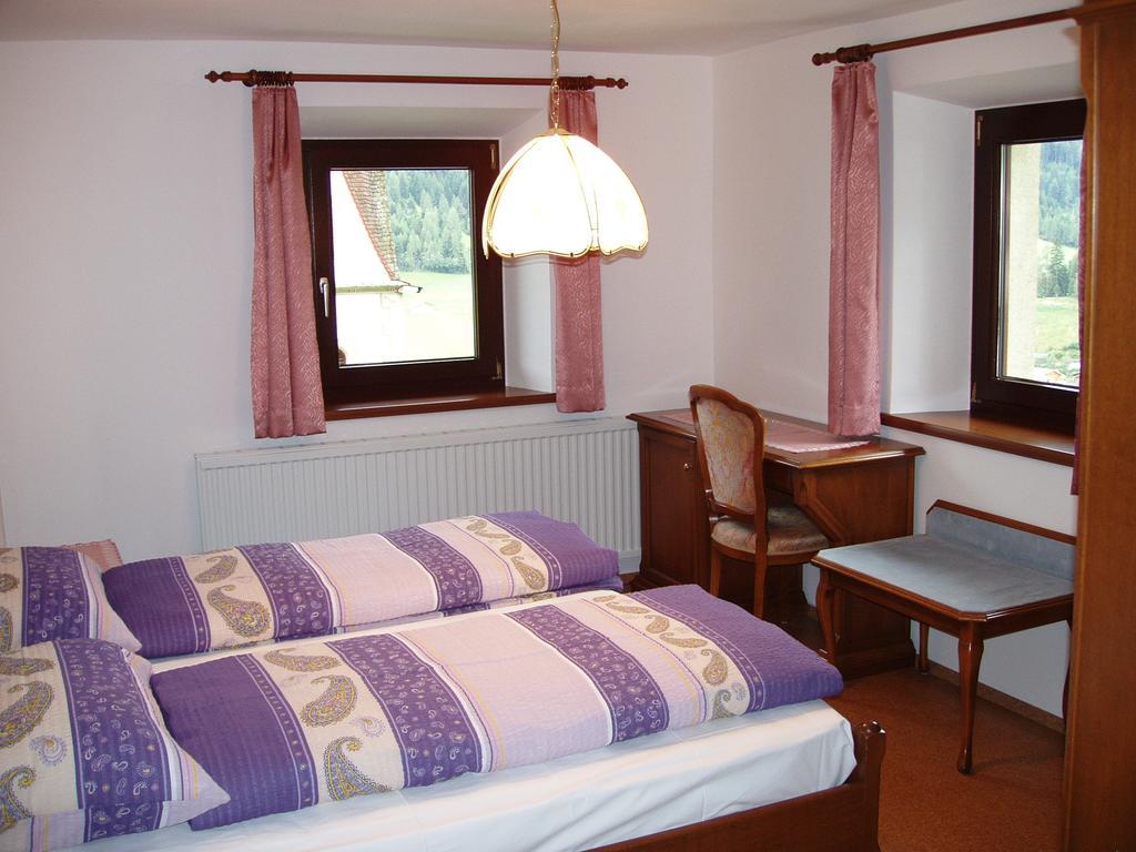 Haus Sonnleite Apartment Тринц Стая снимка